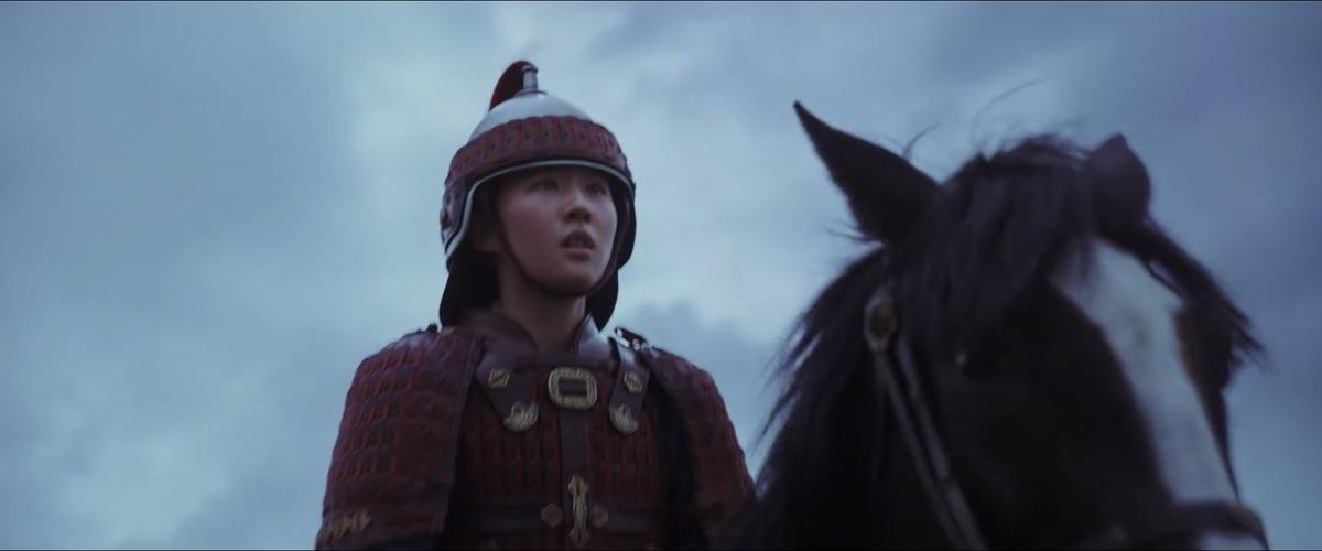 Trailer 'Mulan': Lưu Diệc Phi cận chiến với nữ quái Củng Lợi, Chân Tử Đan xuất hiện trong vai tướng quân Ảnh 8