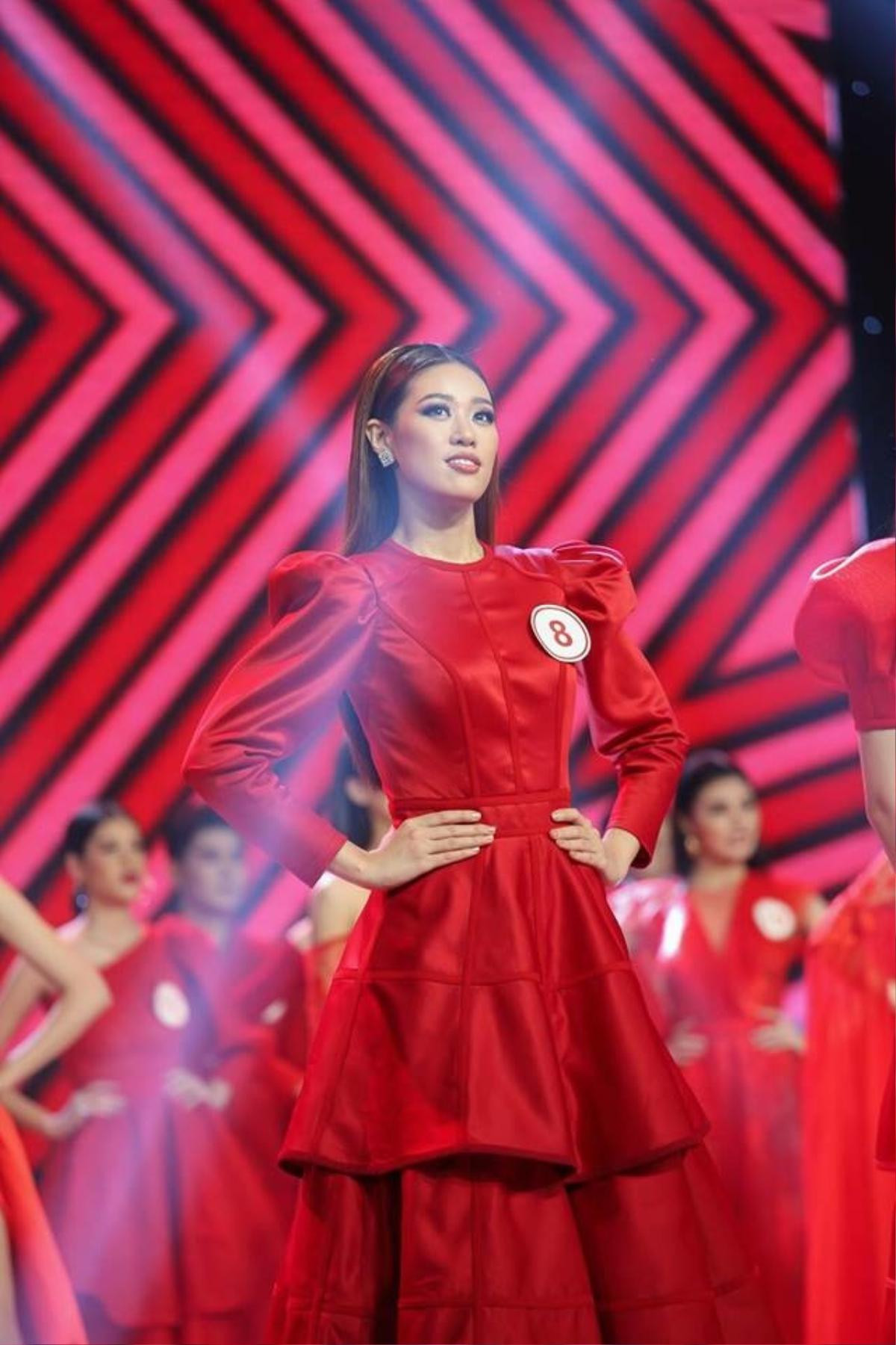 Khánh Vân thi Miss Universe 2020: Team Hương Giang Siêu mẫu Việt Nam 2018 quá thành công! Ảnh 3