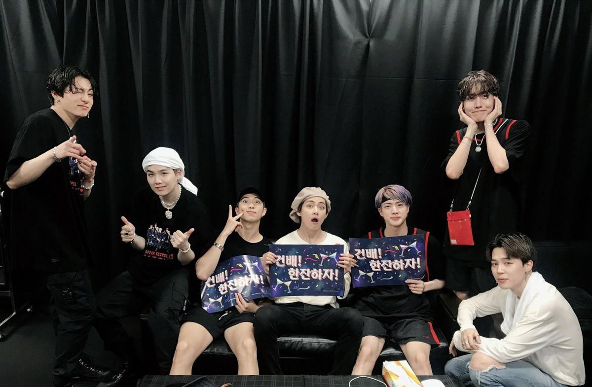 Vượt nhiều đối thủ nặng ký, BTS trở thành nhóm nhạc có tour diễn doanh thu cao nhất năm 2019 Ảnh 4