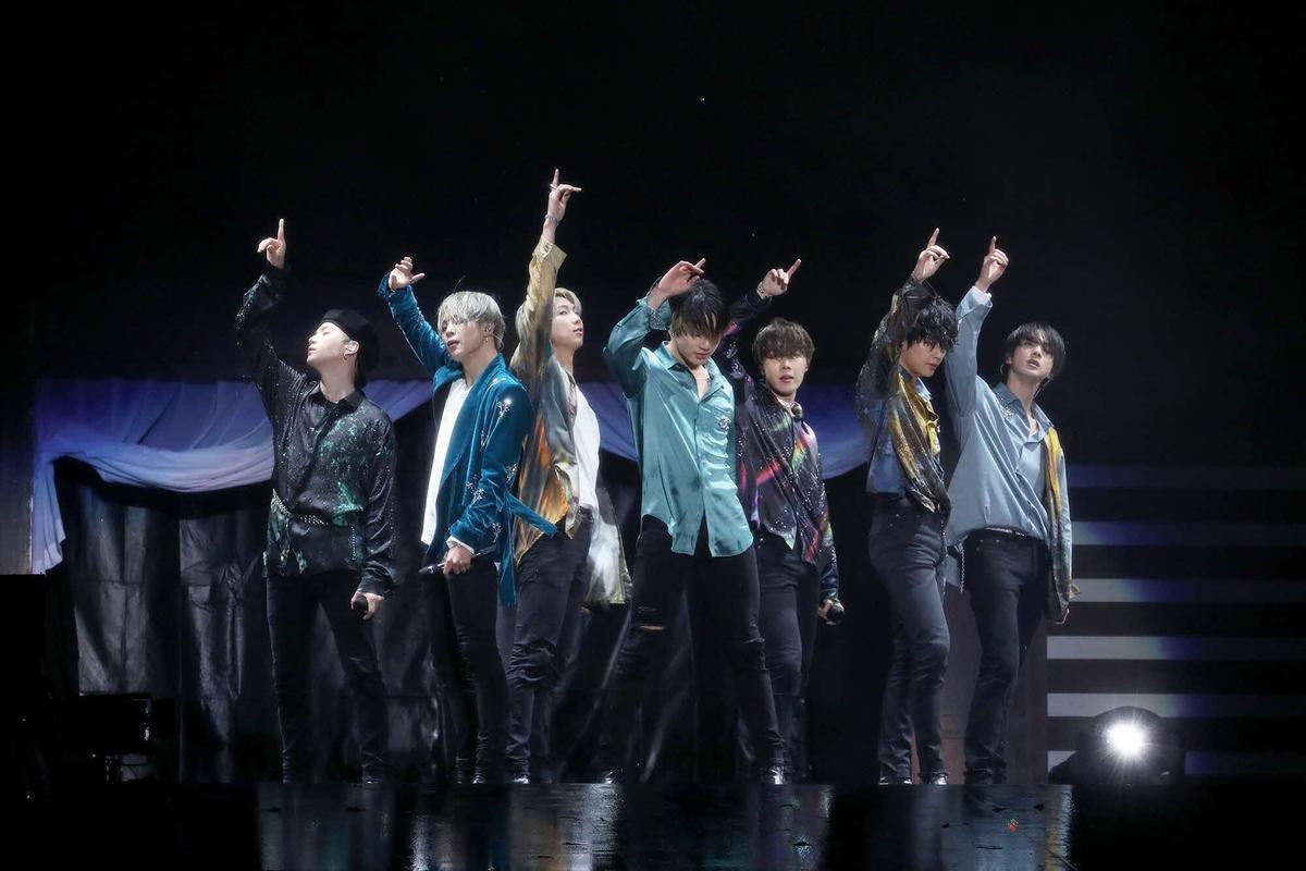 Vượt nhiều đối thủ nặng ký, BTS trở thành nhóm nhạc có tour diễn doanh thu cao nhất năm 2019 Ảnh 1