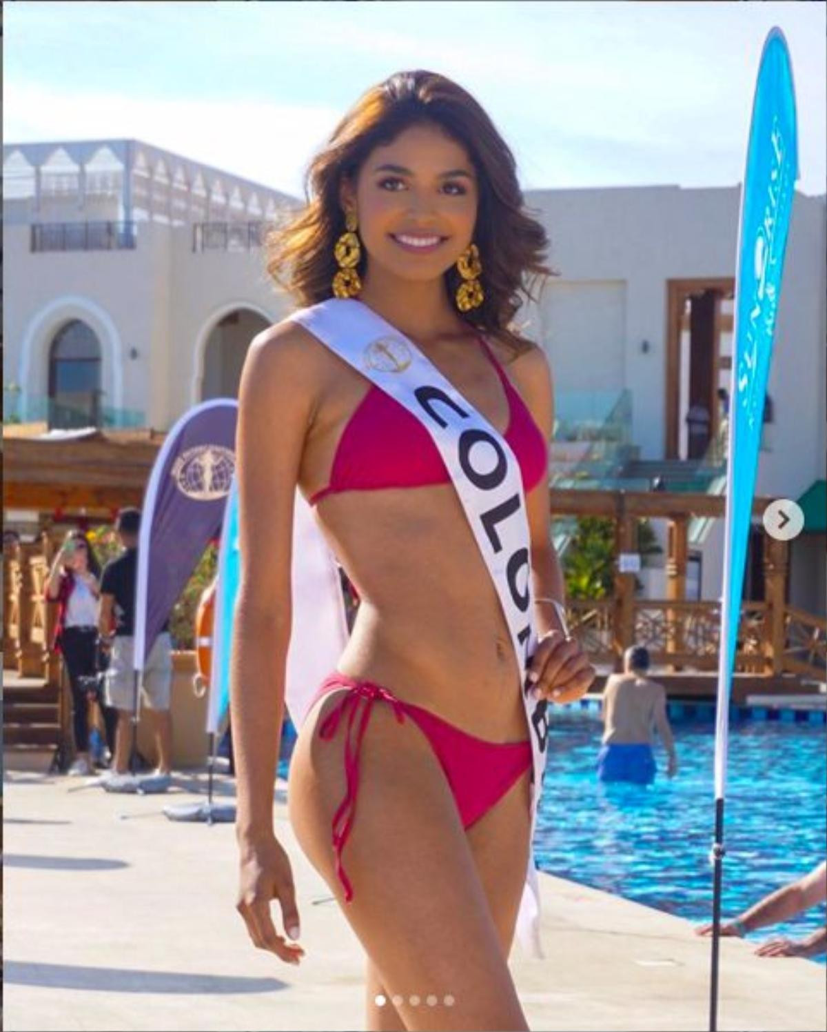 Á hậu Thúy An diện bikini lấn át dàn đối thủ để lộ mỡ thừa, hình xăm ở Miss Intercontinental Ảnh 14