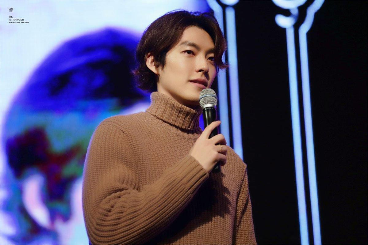 Kim Woo Bin ngọt ngào ôm vệ sĩ khiến Knet nghẹn lời: Chàng trai tử tế, tốt bụng nhất Cbiz Ảnh 1