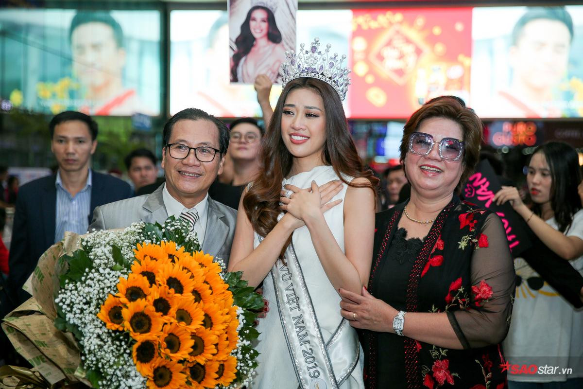 Khánh Vân: 'Tôi sẵn sàng học hỏi Thúy Vân và rèn giũa thật nhiều để thi Miss Universe 2020' Ảnh 5