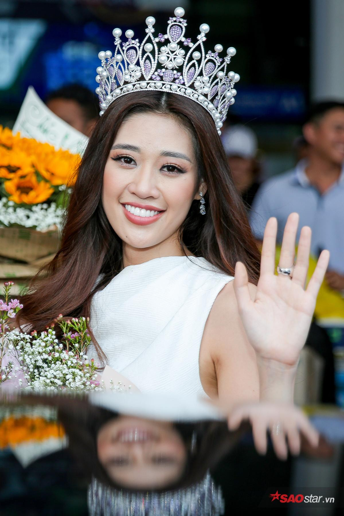 Khánh Vân: 'Tôi sẵn sàng học hỏi Thúy Vân và rèn giũa thật nhiều để thi Miss Universe 2020' Ảnh 3