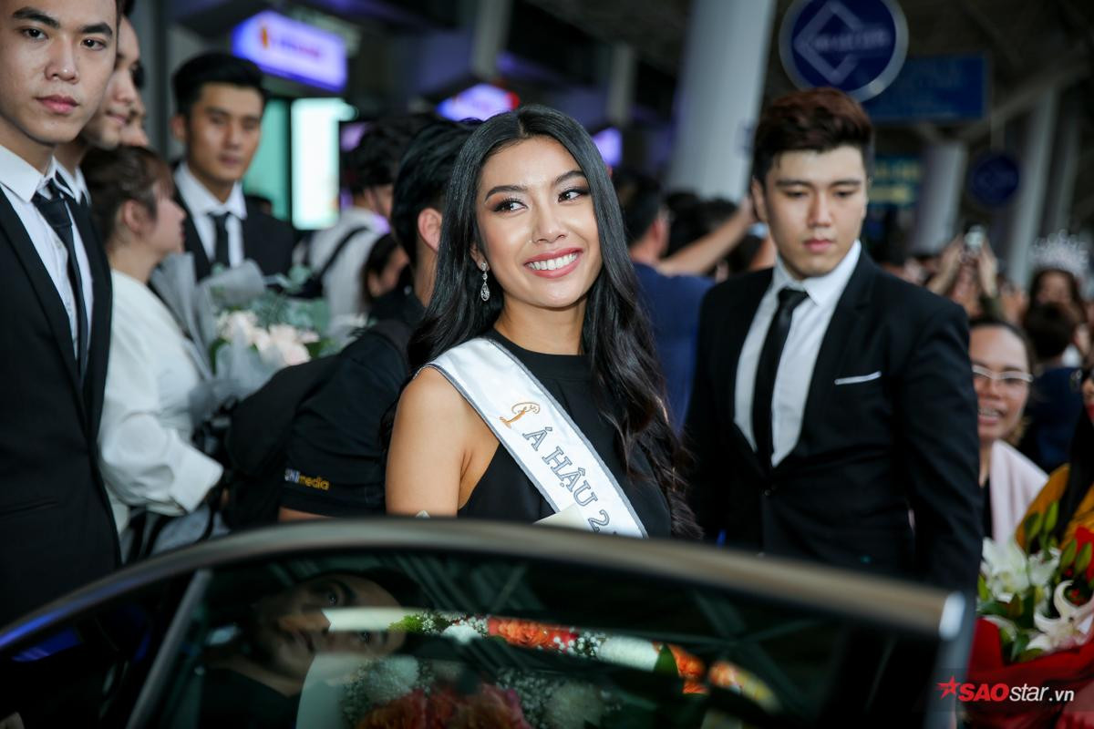 Khánh Vân: 'Tôi sẵn sàng học hỏi Thúy Vân và rèn giũa thật nhiều để thi Miss Universe 2020' Ảnh 8