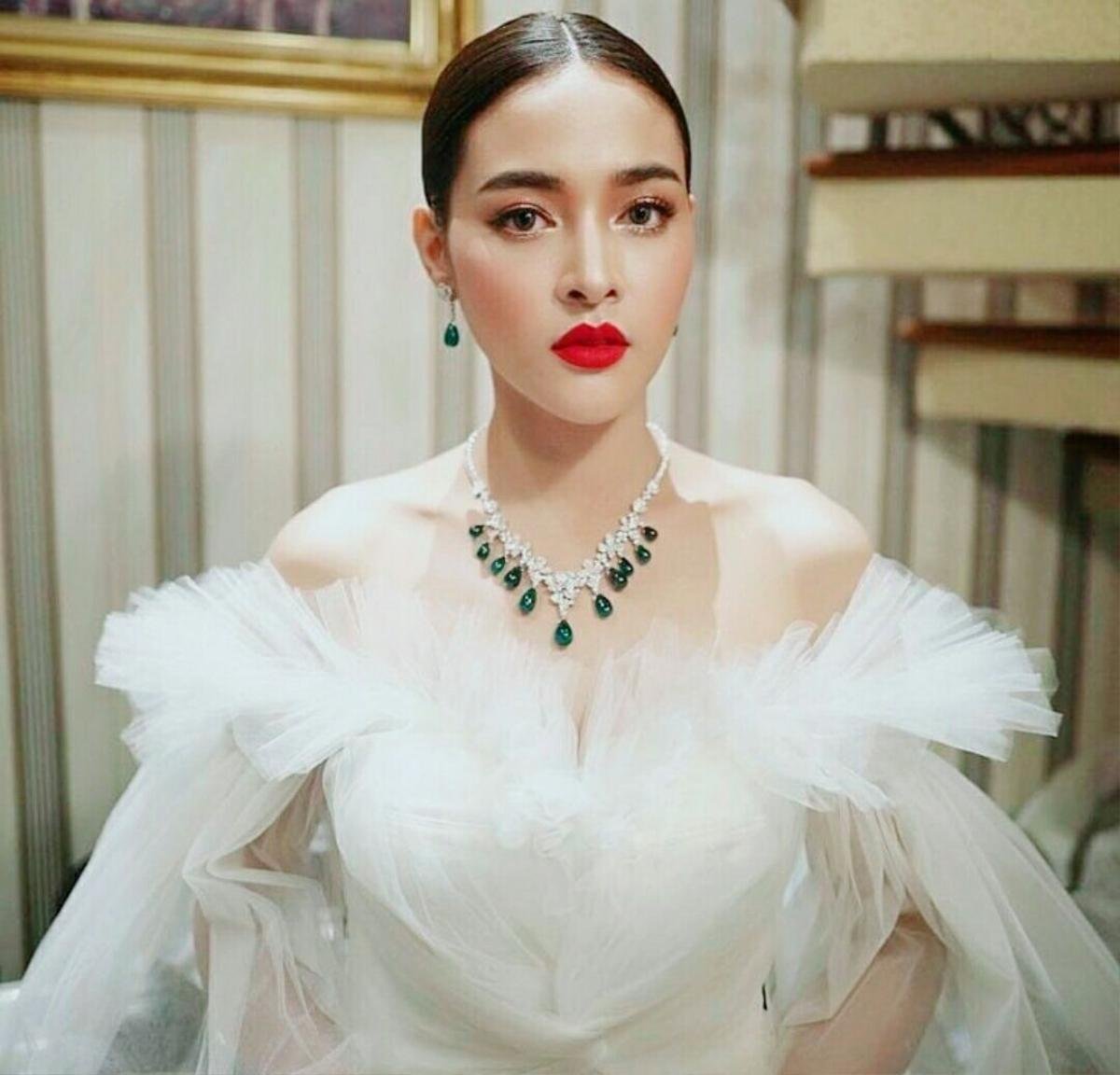 4 nữ diễn viên Thái Lan nổi tiếng bước ra từ cuộc thi sắc đẹp Miss Universe Ảnh 3