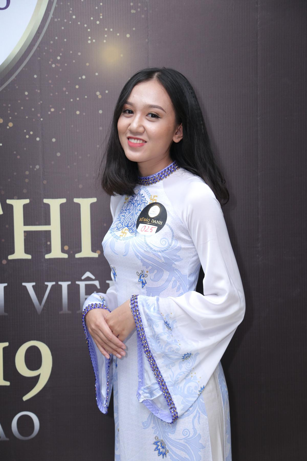 Thí sinh Đại học Bà Rịa - Vũng Tàu duyên dáng với phần trình diễn áo dài tại sơ khảo Miss University NHG 2020 Ảnh 7