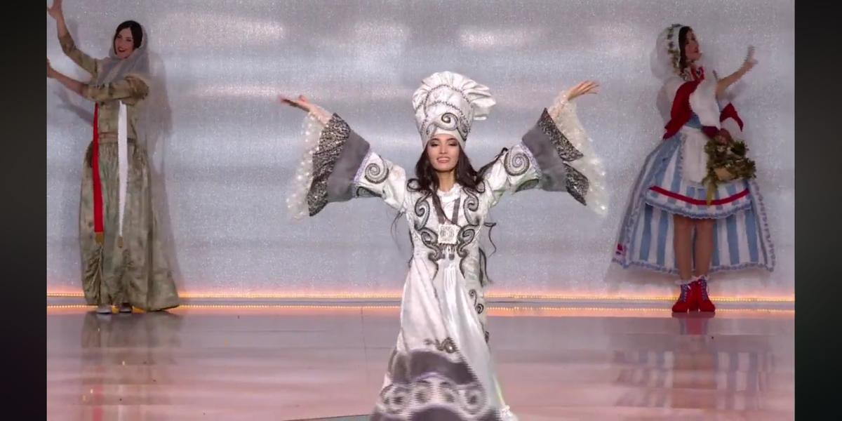 Hoa hậu Lương Thùy Linh múa mâm vàng đẹp mắt trên sân khấu Miss World 2019 Ảnh 3