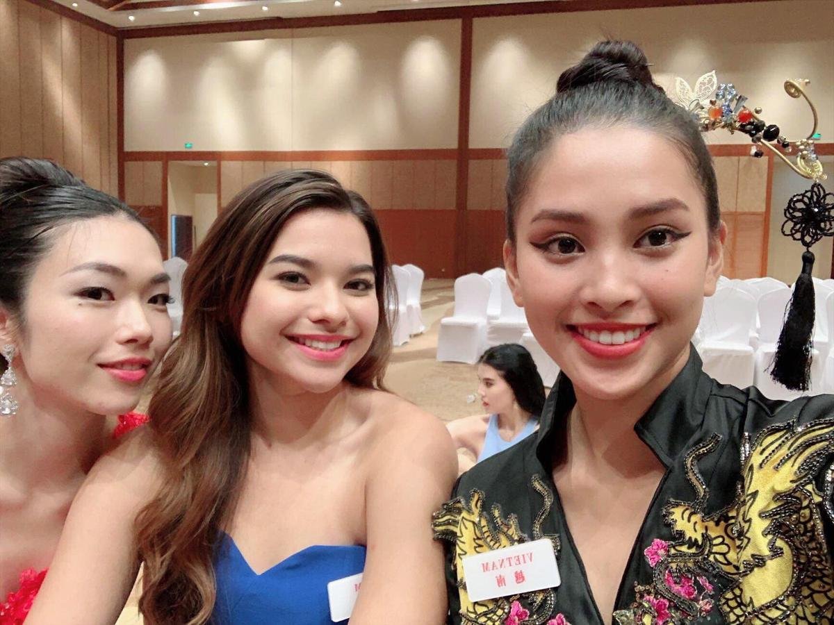 Đỗ Mỹ Linh - Tiểu Vy - Lương Thùy Linh: 3 năm liên tiếp mang Dự án nhân ái lay động Miss World Ảnh 3