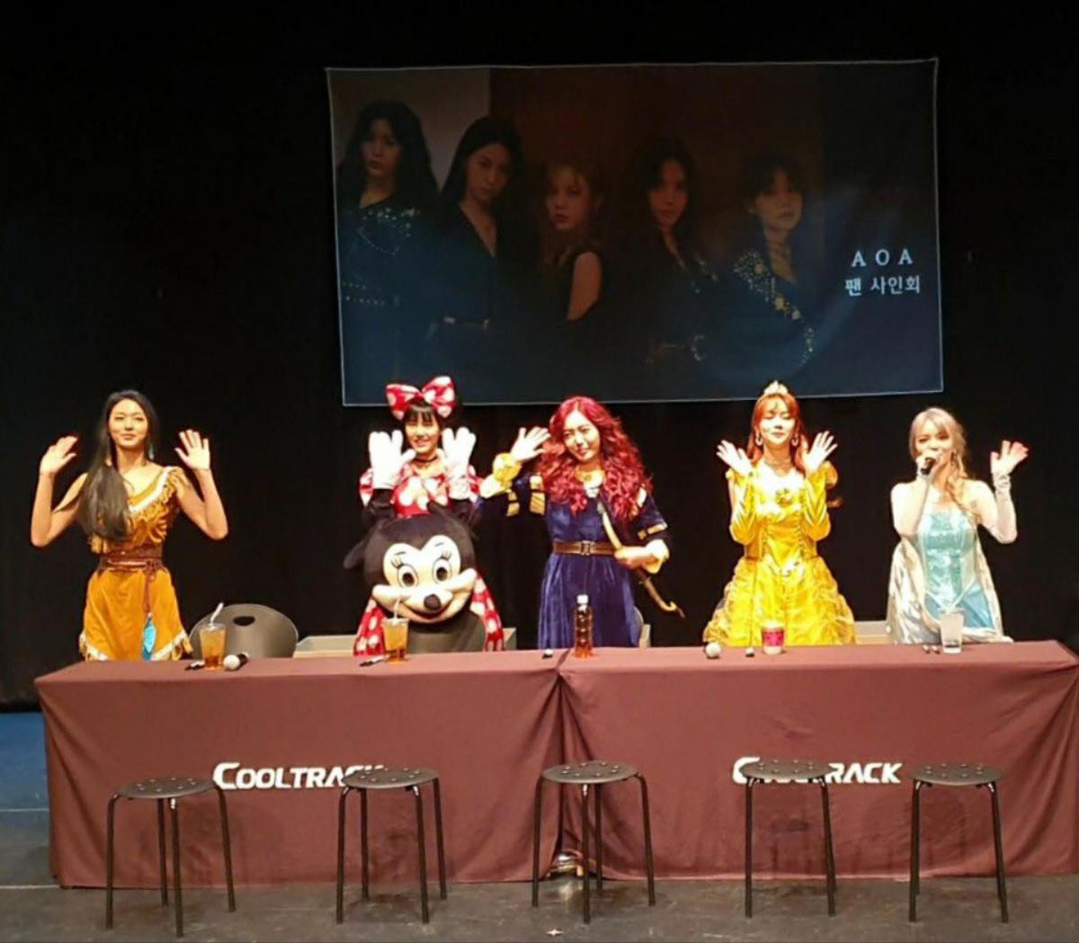 AOA biến hóa thành các nhân vật Disney trong buổi fansign khiến các fan không khỏi thích thú Ảnh 1