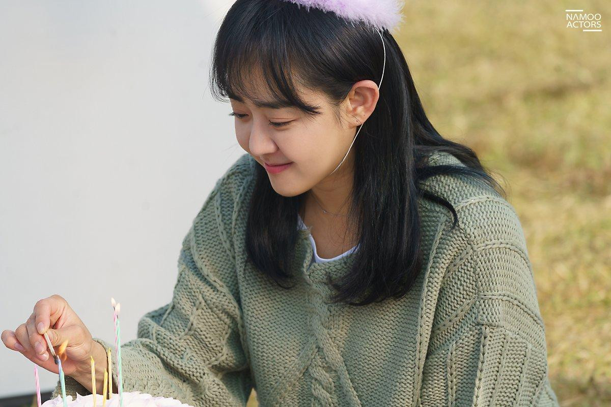 Đóng 2 vai trong 1 bộ phim, 'em gái quốc dân' Moon Geun Young đẹp như hoa ở tuổi 32 Ảnh 24