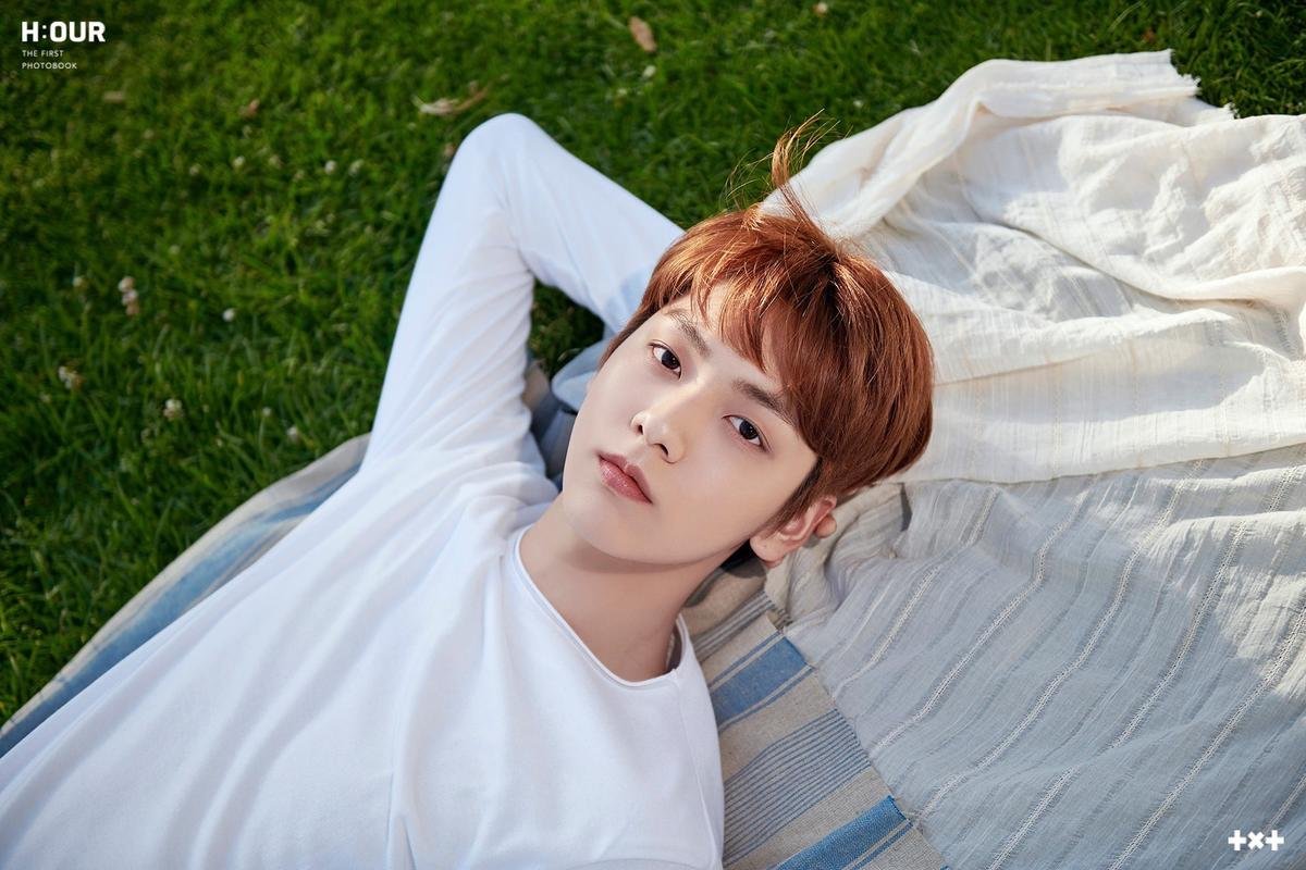 Big Hit giới thiệu loạt ảnh trong photobook sắp ra mắt của TXT Ảnh 3