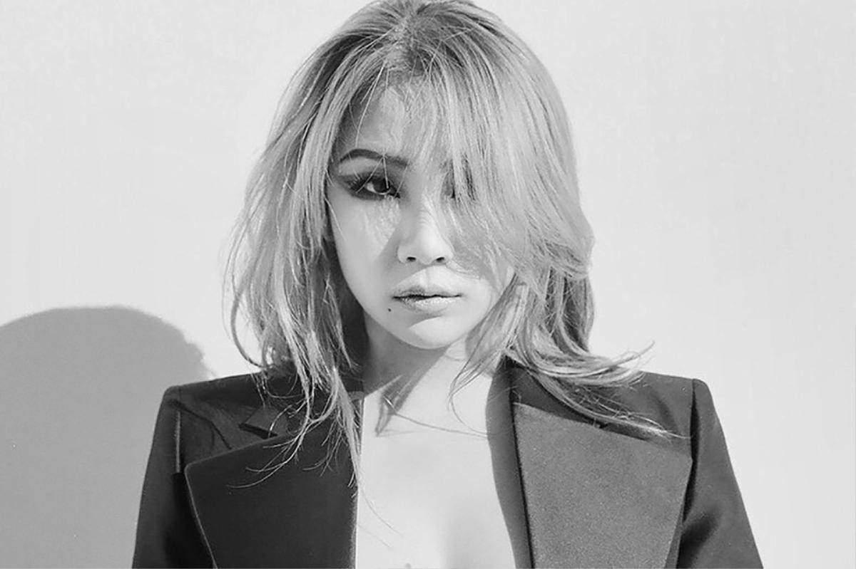 Chẳng nói chẳng rằng, CL 'đánh úp' fan với 2 MV mới: Chẳng thể đùa với màn comeback lần này! Ảnh 1