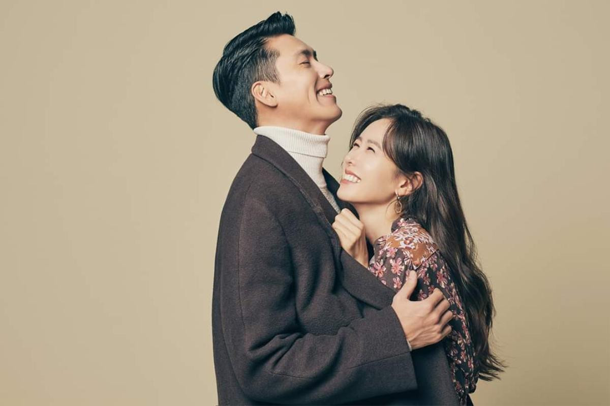 Son Ye Jin - Hyun Bin siêu tình tứ, 'Hạ cánh nơi anh' đạt thành tích khủng chỉ sau 2 tập đầu Ảnh 2