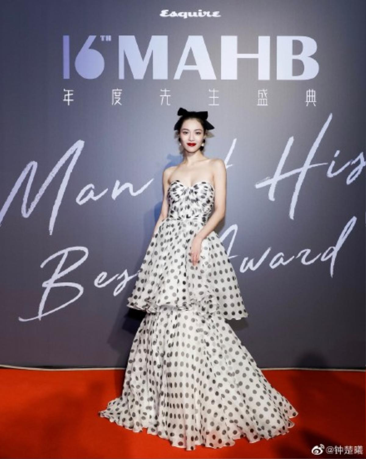 'MAHB Thịnh điển quý ngài thời thượng' 2019: Angelababy nho nhã trong váy đen, Vương Tuấn Khải - Thái Từ Khôn điển trai Ảnh 1