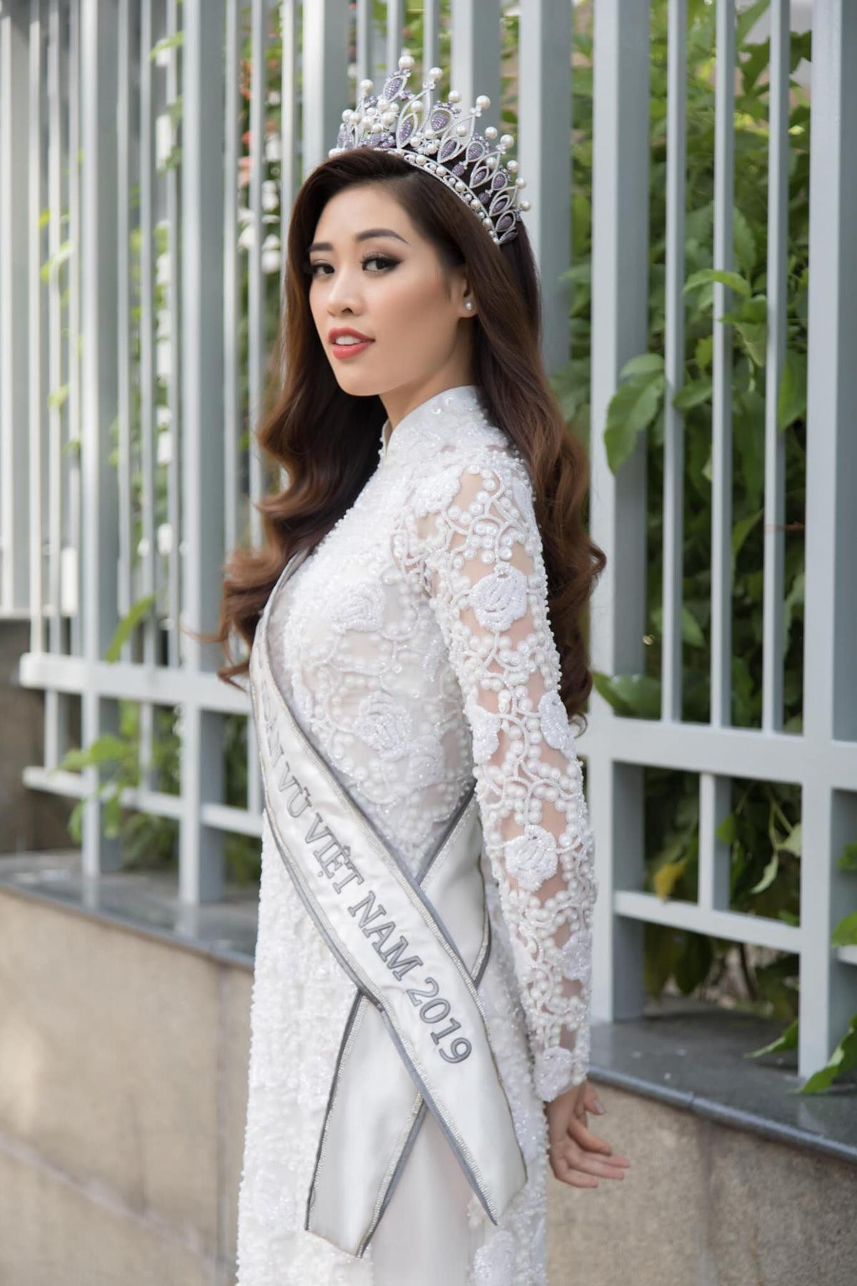 Hoa hậu Khánh Vân 3 lần thắng giải 'Người đẹp áo dài': 'Chắc sẽ mang áo dài thi Miss Universe 2020' Ảnh 2