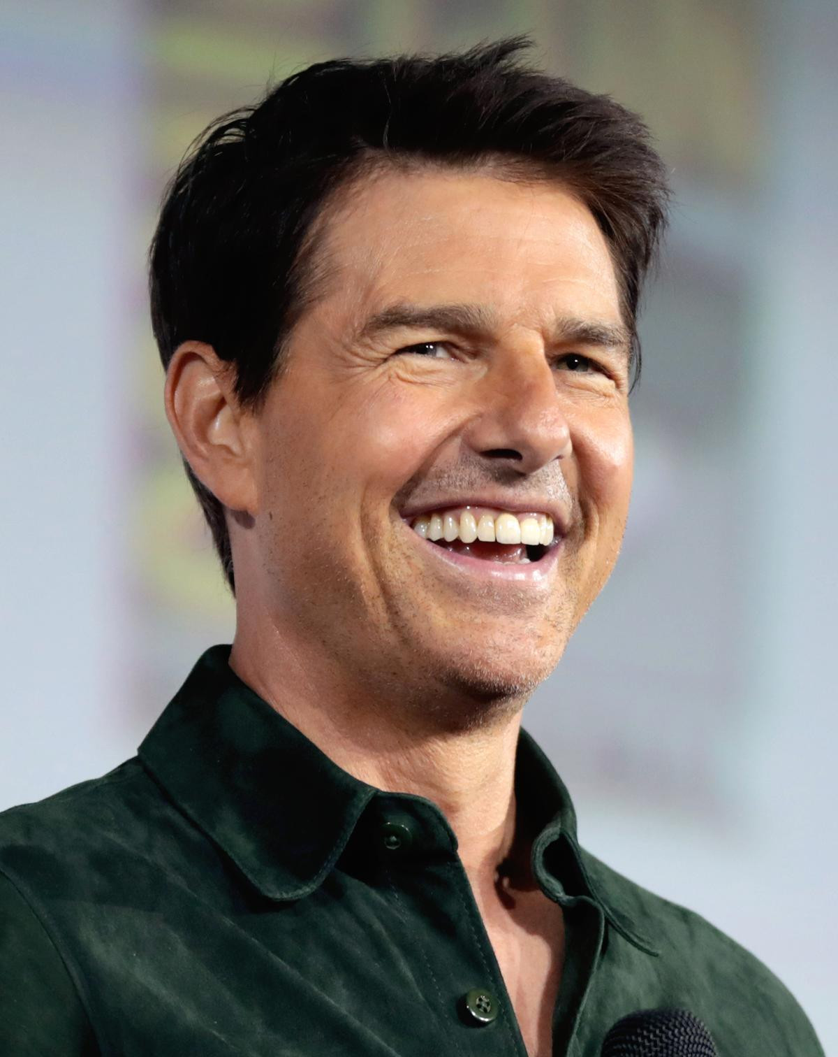 Các huyền thoại cơ bắp đình đám Hollywood: Tom Cruise, The Rock có ngang tầm Arnold Schwarzenegger? Ảnh 5