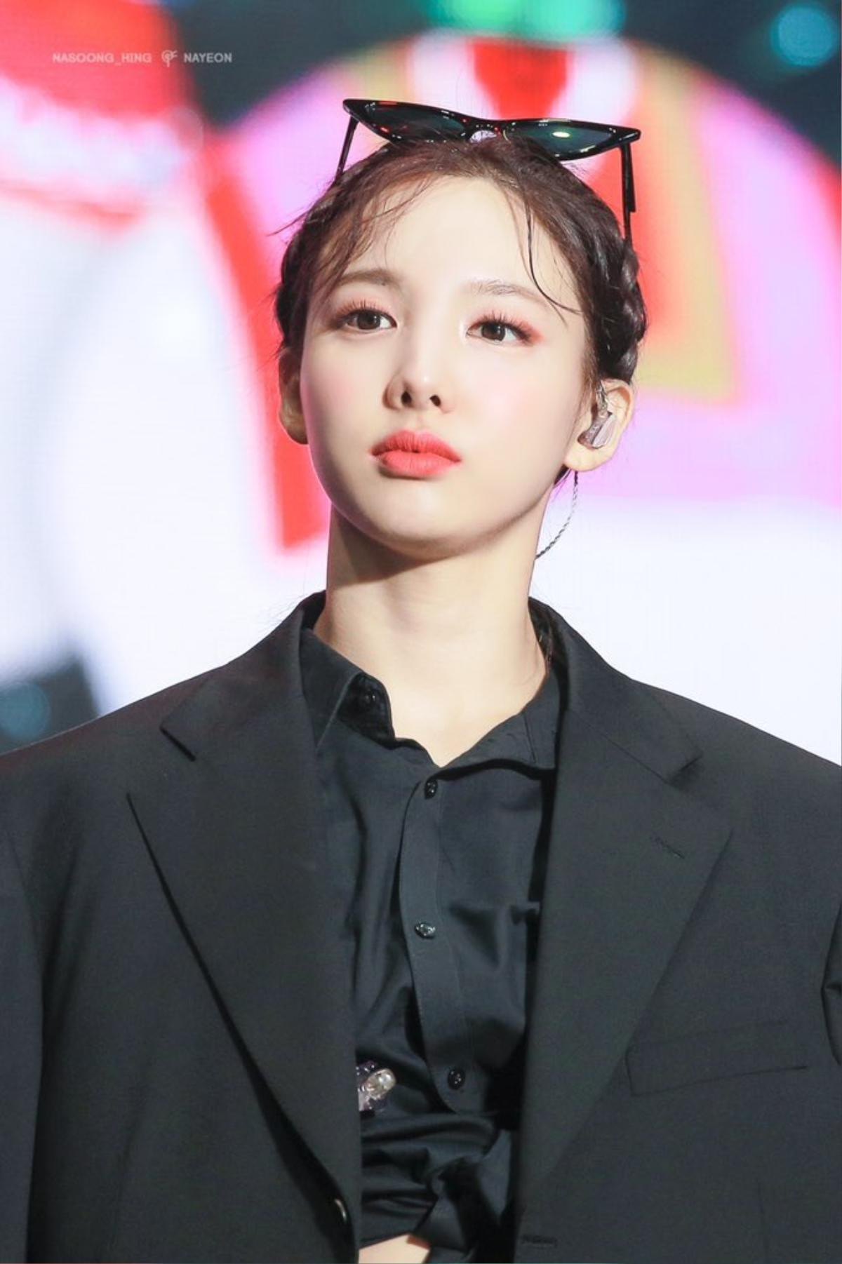 Nayeon (Twice) lần đầu lên tiếng về những tranh cãi xung quanh việc fan cuồng đeo bám gần đây Ảnh 3