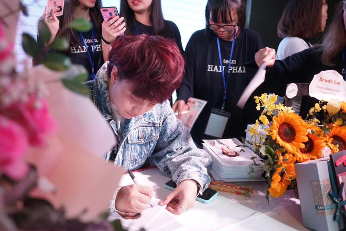 Bảo Hân 'bật khóc' trong buổi fanmeeting sau vai diễn đầu tiên với số người tới tham gia kỉ lục Ảnh 11