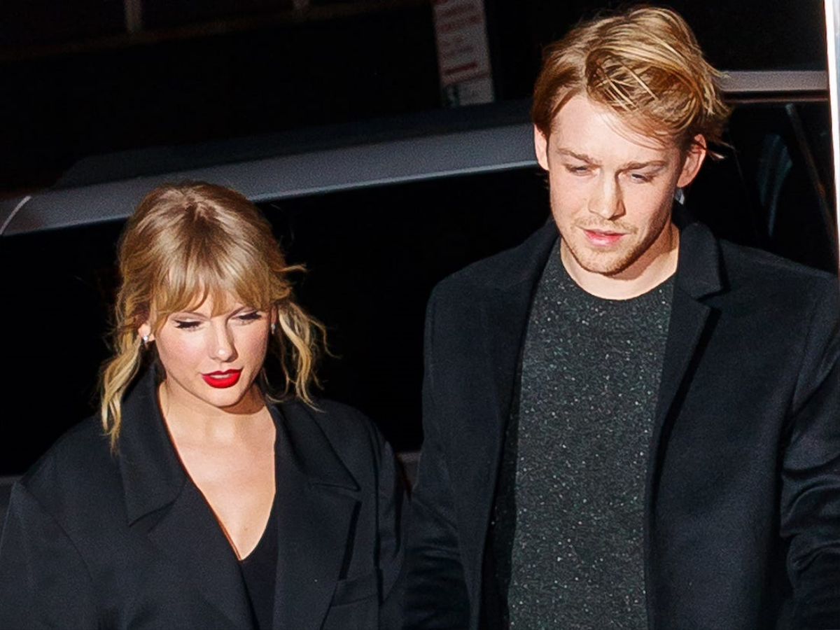 Trở thành nguồn cảm hứng của những ca khúc sáng tác bởi Taylor Swift, Joe Alwyn phản ứng như thế nào? Ảnh 3