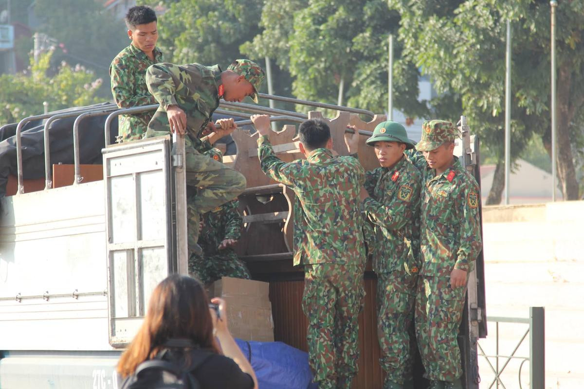 Cận cảnh nơi diễn ra phiên xét xử công khai kéo dài 3 ngày vụ nữ sinh giao gà bị sát hại chấn động Điện Biên Ảnh 10