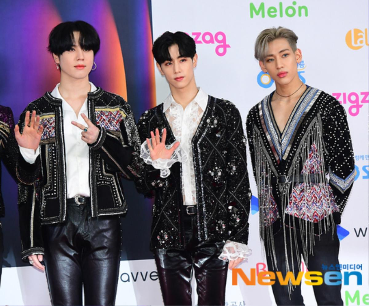 Thảm đỏ 'SBS Gayo Daejeon 2019': Choáng với dàn visual của BTS, SEVENTEEN, GOT7, NU'EST và ASTRO Ảnh 37