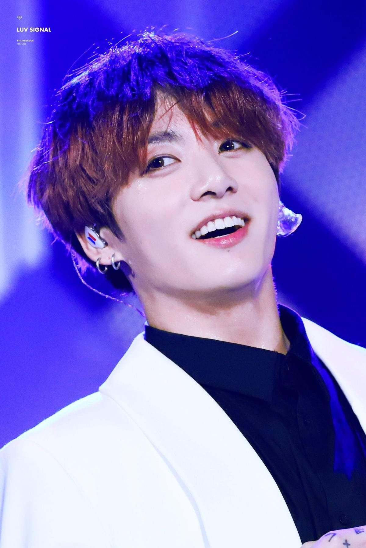 Jungkook (BTS) là nghệ sĩ Kpop solo duy nhất có 2 bài hát nằm trong BXH Cumulative Popularity của iTunes 2019 Ảnh 1