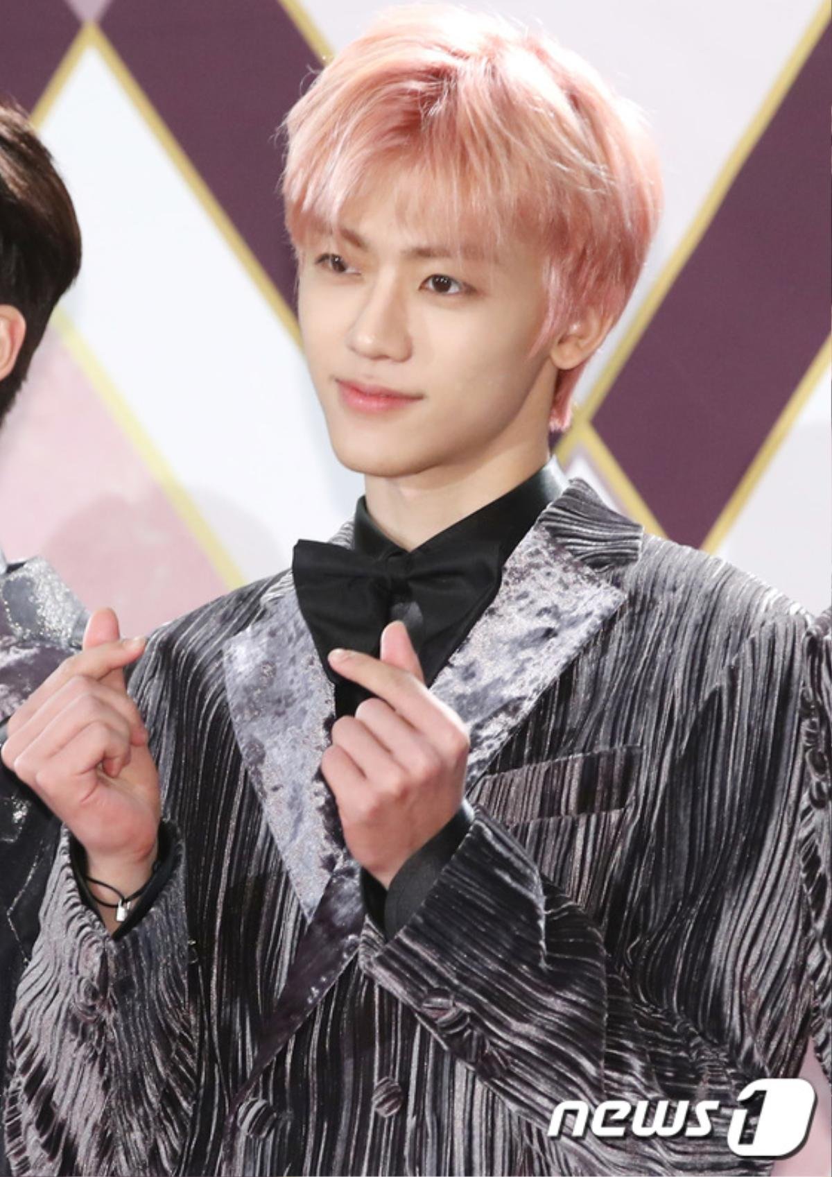 Trực tiếp thảm đỏ 'KBS Gayo Daechukjae 2019': NU'EST, TXT, ASTRO và NCT 127 Ảnh 62