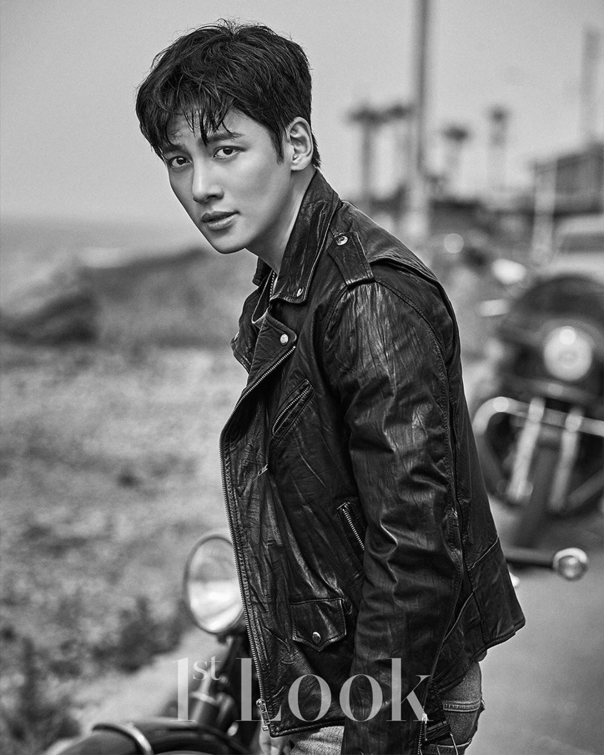 Nhìn những hình ảnh này thì Ji Chang Wook và Bang Chi Gu đích thị là cặp đôi nghệ sĩ - quản lý lầy lội nhất K-biz! Ảnh 3