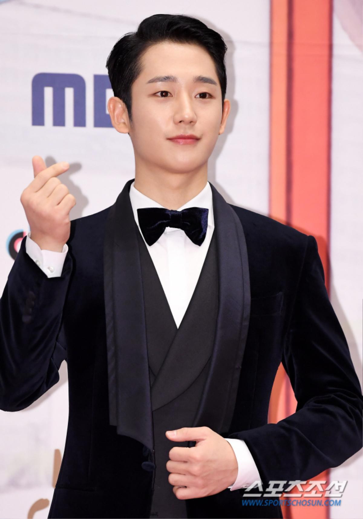 Thảm đỏ 'MBC Drama Awards 2019': Han Ji Min - Jung Hae In và Shin Se Kyung - Cha Eun Woo chiếm trọn 'spotlight' Ảnh 6