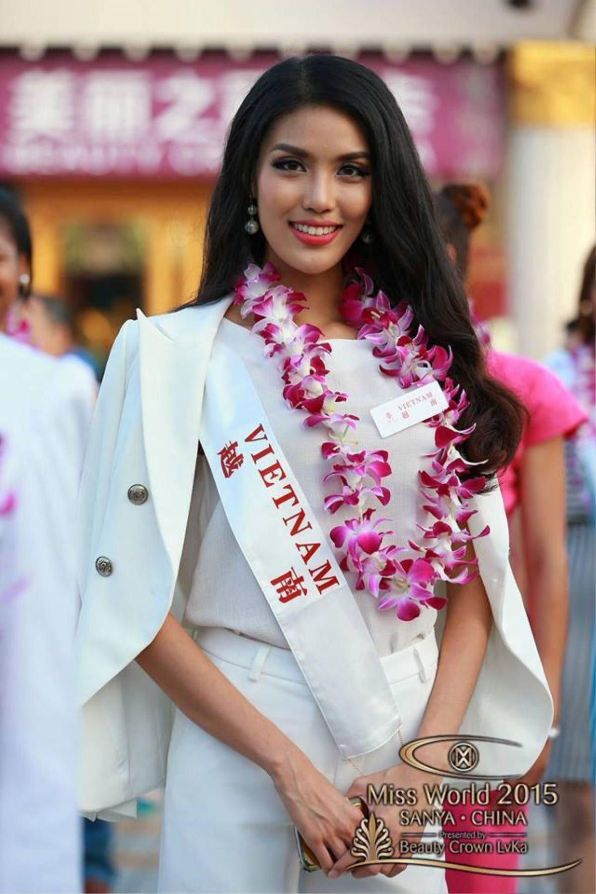 Bộ 3 1992 gây bão một thời: Lan Khuê thành mẹ bỉm - Hoàng Thùy chinh phục Miss Universe - Minh Tú lấn sân điện ảnh Ảnh 4