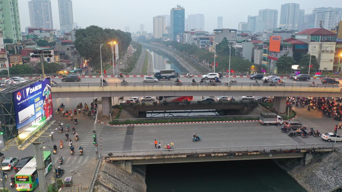 Giao thông Hà Nội ngày cuối năm thông thoáng, không xảy ra tình trạng quá tải Ảnh 3