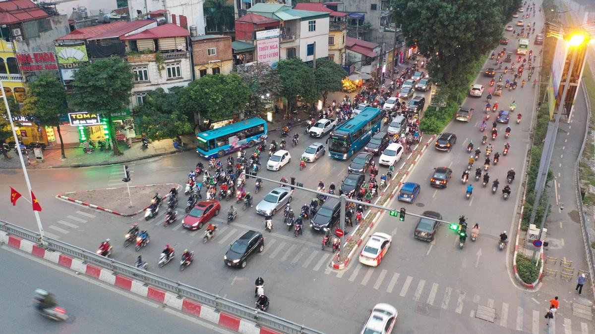 Giao thông Hà Nội ngày cuối năm thông thoáng, không xảy ra tình trạng quá tải Ảnh 4