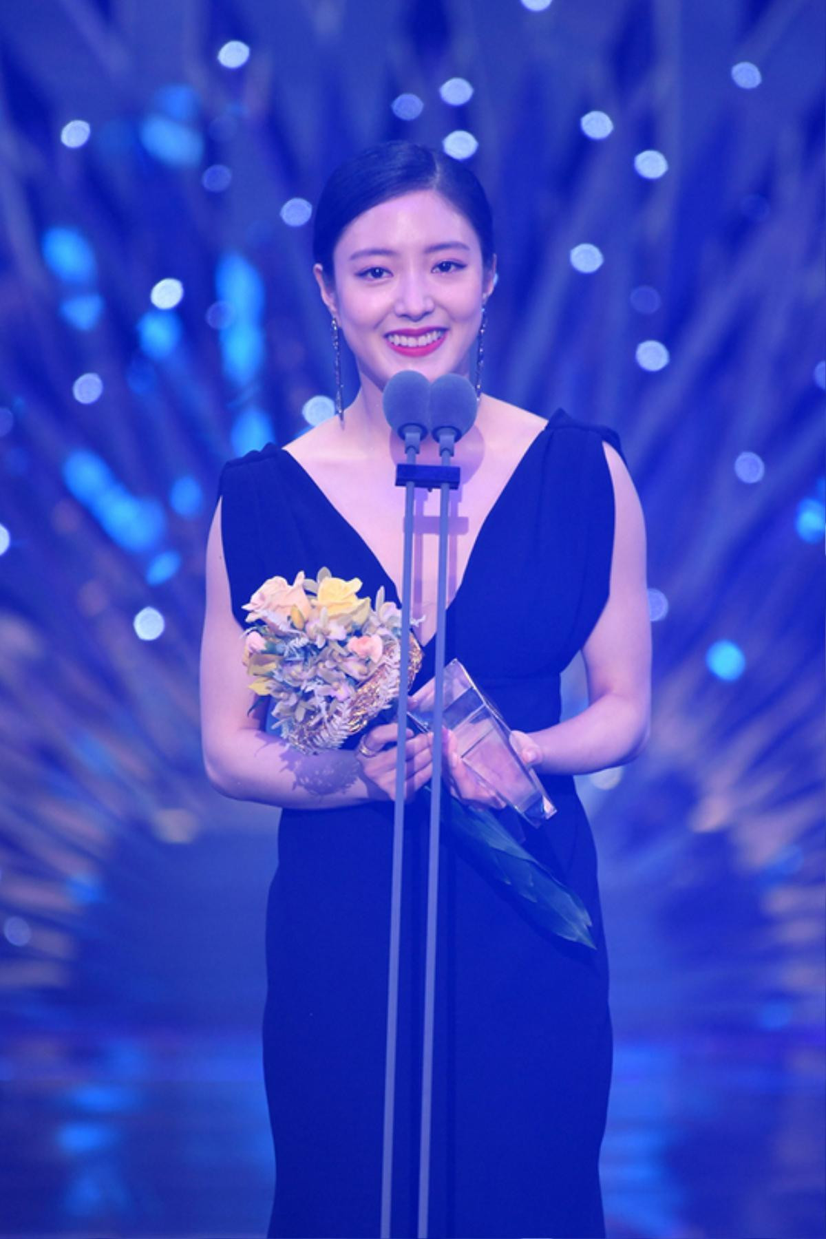 Kết quả 'SBS Drama Awards 2019': Kim Nam Gil nhận Daesang, Suzy đánh bại Jang Nara để thắng lớn Ảnh 14