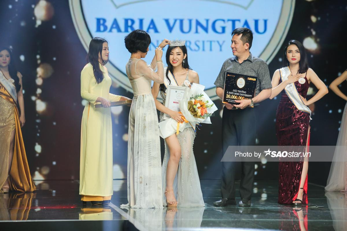 Vượt qua tự ti về ngoại hình, Cao Kiều Tiên đăng quang Hoa khôi chung kết Miss University NHG 2020 Trường Đại học Bà Rịa - Vũng Tàu Ảnh 7