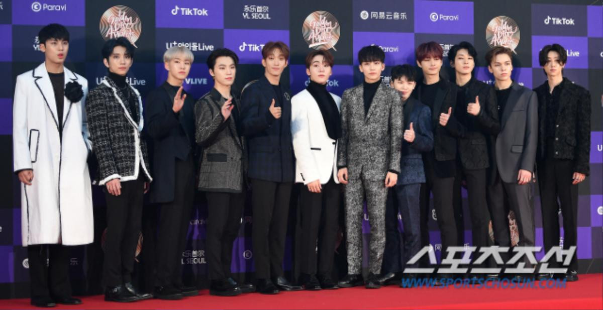 'Golden Disc Awards 2020': Phát sốt khi BTS, NU'EST, Got7 và Seventeen đọ 'visual' trên thảm đỏ ngày 2 Ảnh 41