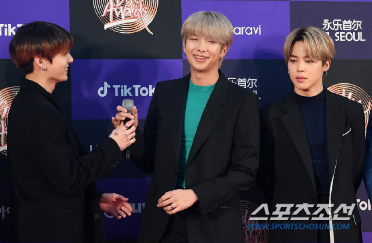 'Golden Disc Awards 2020': Phát sốt khi BTS, NU'EST, Got7 và Seventeen đọ 'visual' trên thảm đỏ ngày 2 Ảnh 17