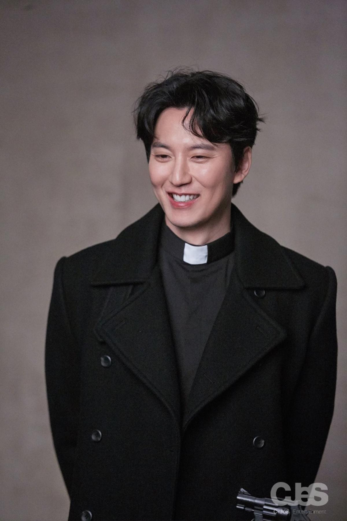 Kim Nam Gil - Nam diễn viên chiếm top 1 trang chủ Dispatch suốt ngày 01/01/2020 là ai? Ảnh 13