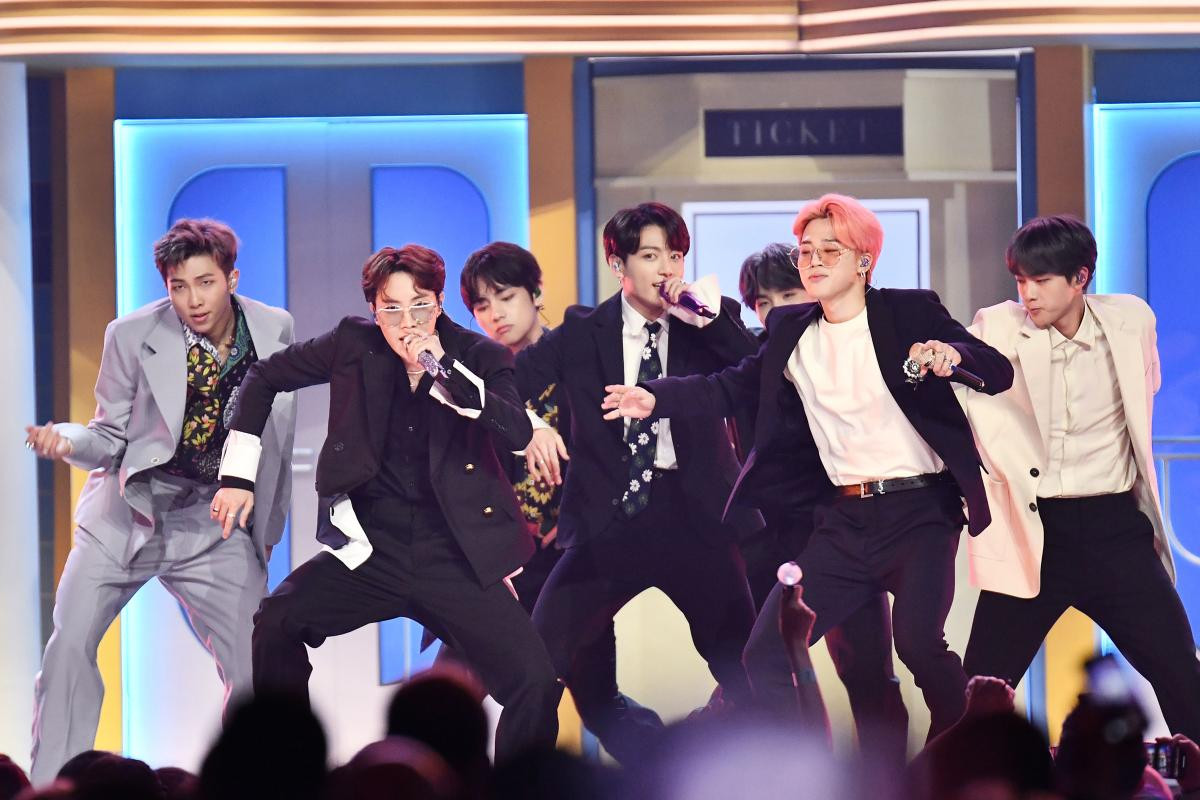 Fan truyền tay nhau dàn line up được cho là sẽ biểu diễn GRAMMY 2020: BTS bất ngờ có mặt! Ảnh 3