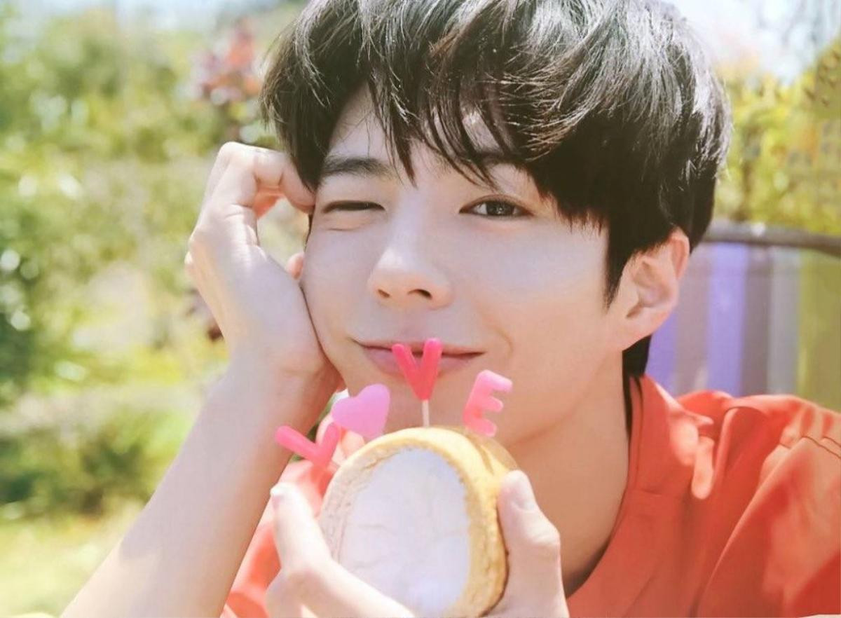 Vẻ đẹp gây thương nhớ của Park Bo Gum trong bộ ảnh mới Ảnh 9