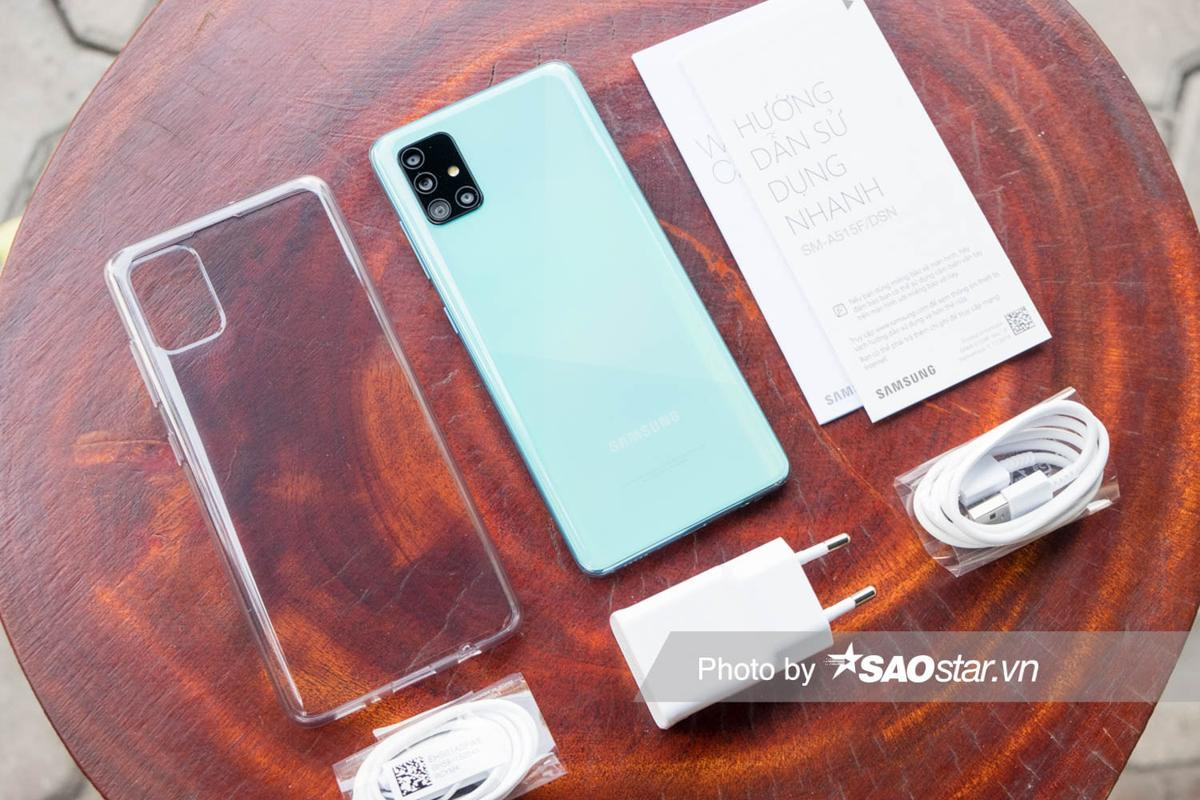 Mở hộp Galaxy A51: Điểm nhấn là cụm 4 camera! Ảnh 2