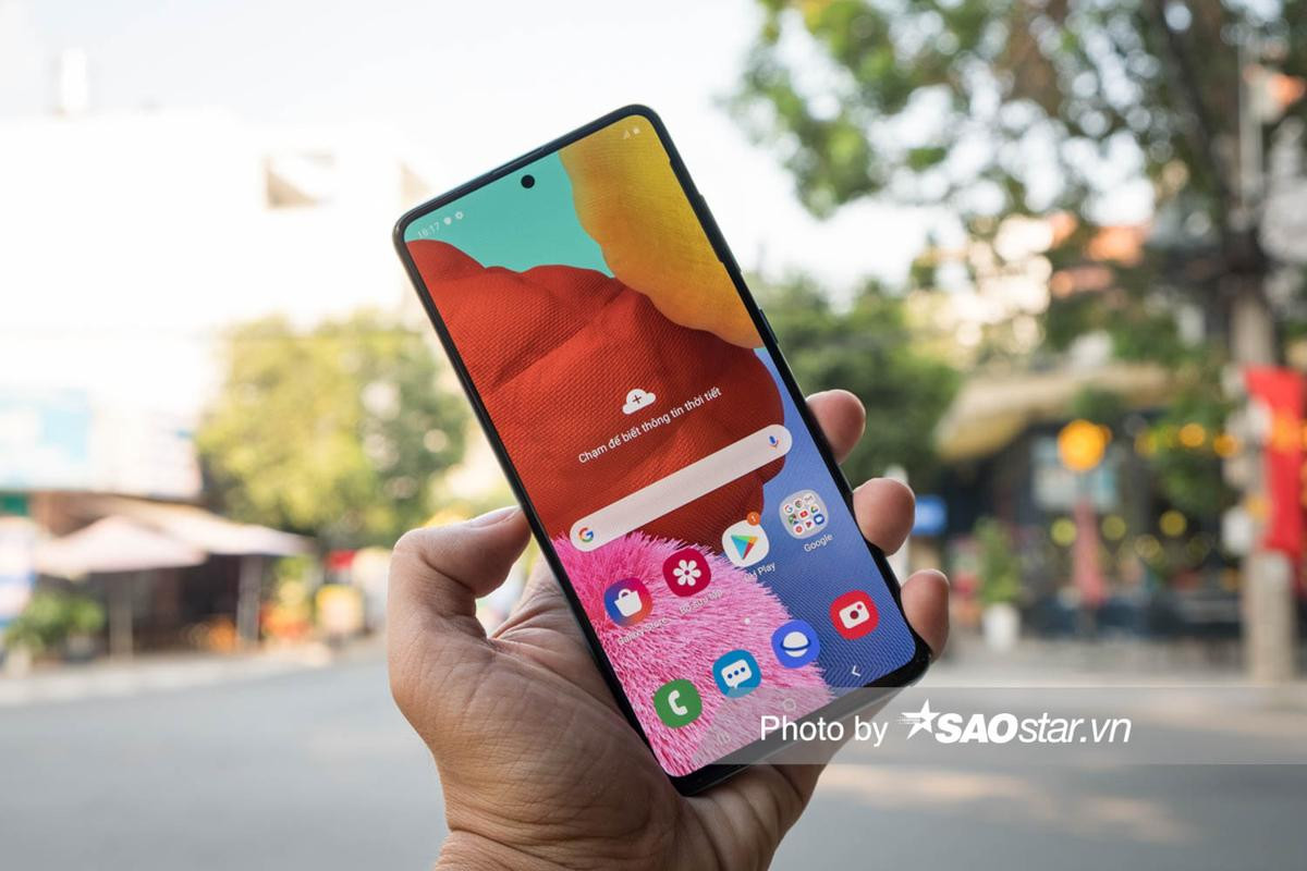 Mở hộp Galaxy A51: Điểm nhấn là cụm 4 camera! Ảnh 11