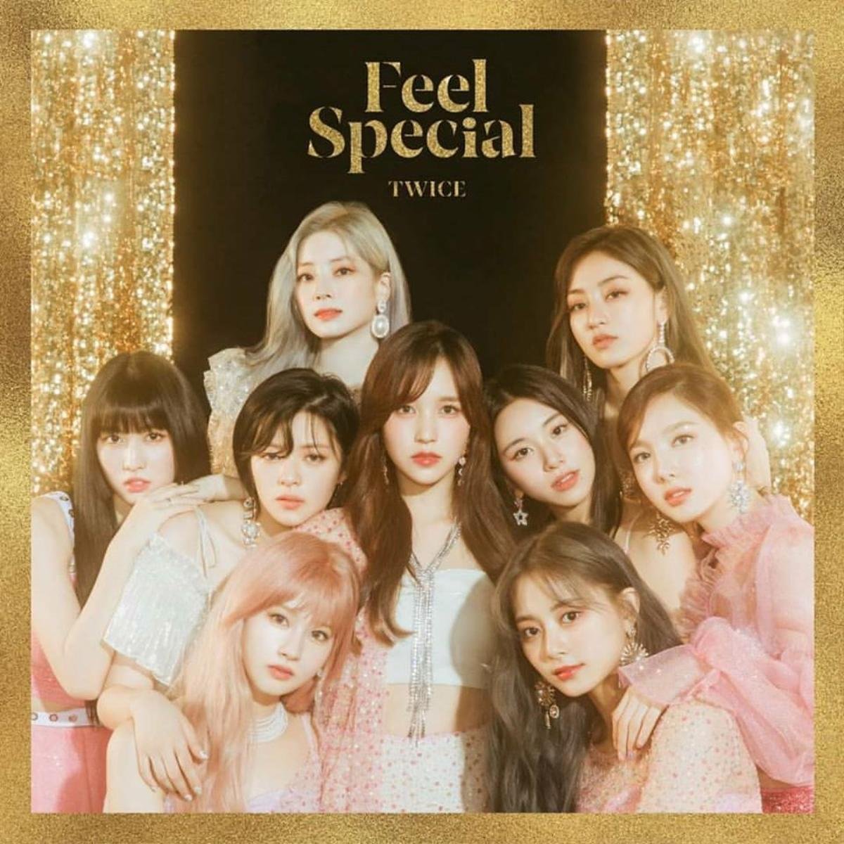 Fan hoang mang khi hình của TWICE bị xoá toàn bộ trên bìa album Feel Special được bán ở IRAN Ảnh 1