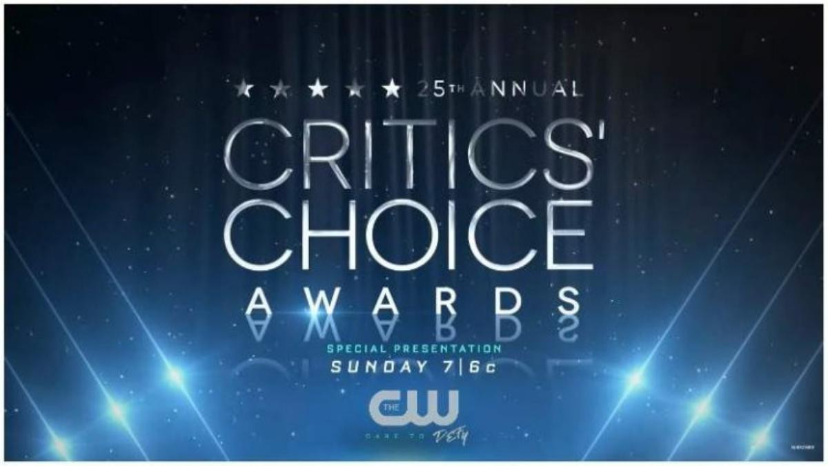 Người tình Spider Man diện đầm không nội y táo bạo trên thảm đỏ Critics' Choice Awards 2020 Ảnh 1