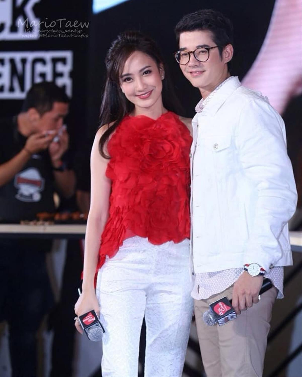 Mario Maurer tình tứ bên 'người tình màn ảnh' Taew Natapohn, fan kêu gọi muốn thấy họ tái xuất màn ảnh nhỏ Ảnh 5