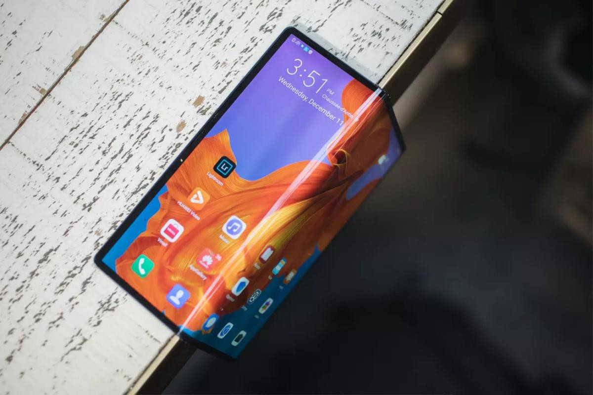 Điểm mặt 3 smartphone đắt đỏ nhất 2019: Galaxy Fold, Huawei Mate X và Motorola RAZR Ảnh 12