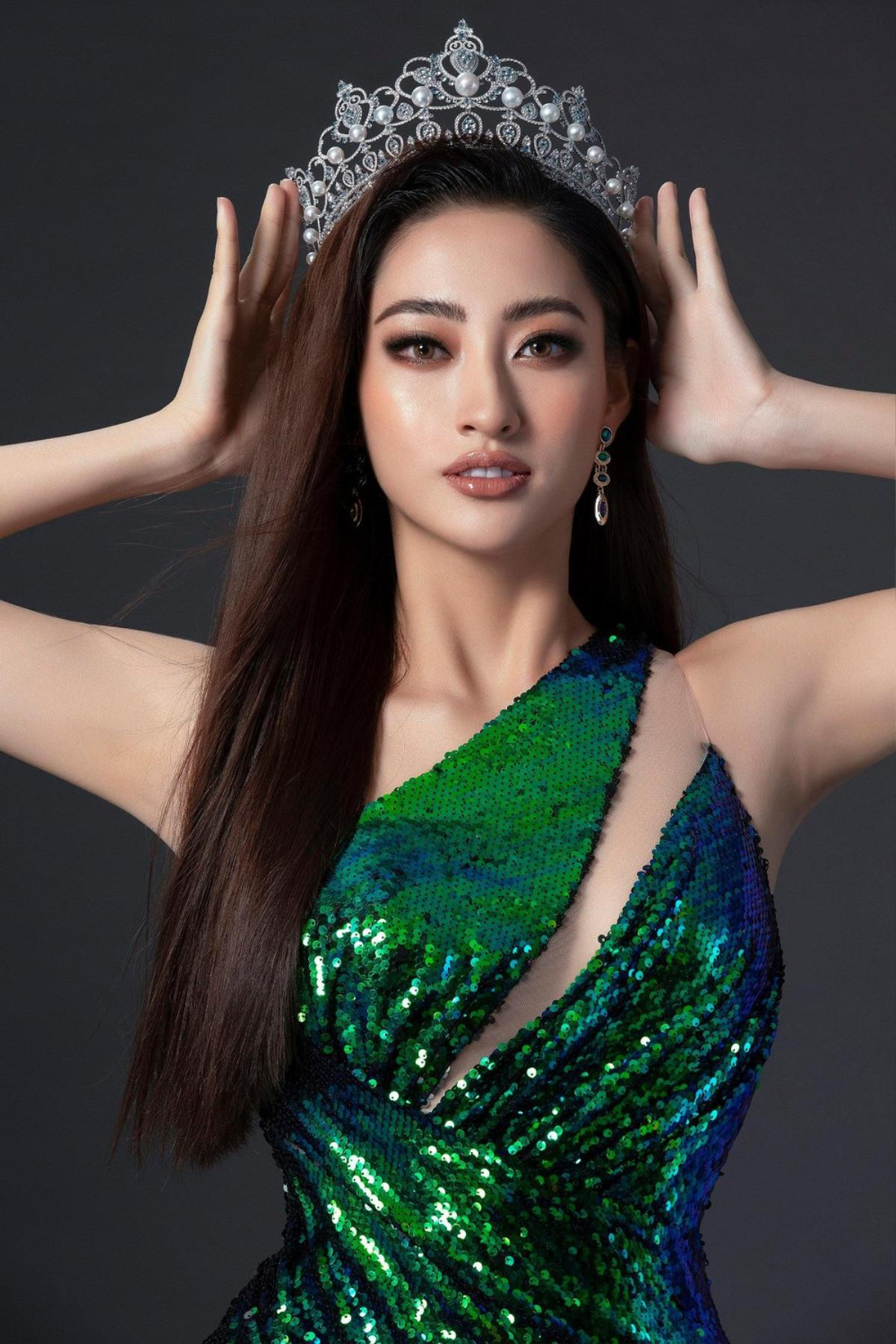 Hoàng Thùy - Lương Thùy Linh - Tường San - Ngọc Châu đồng loạt trượt Top 25 Timeless Beauty 2019 Ảnh 5