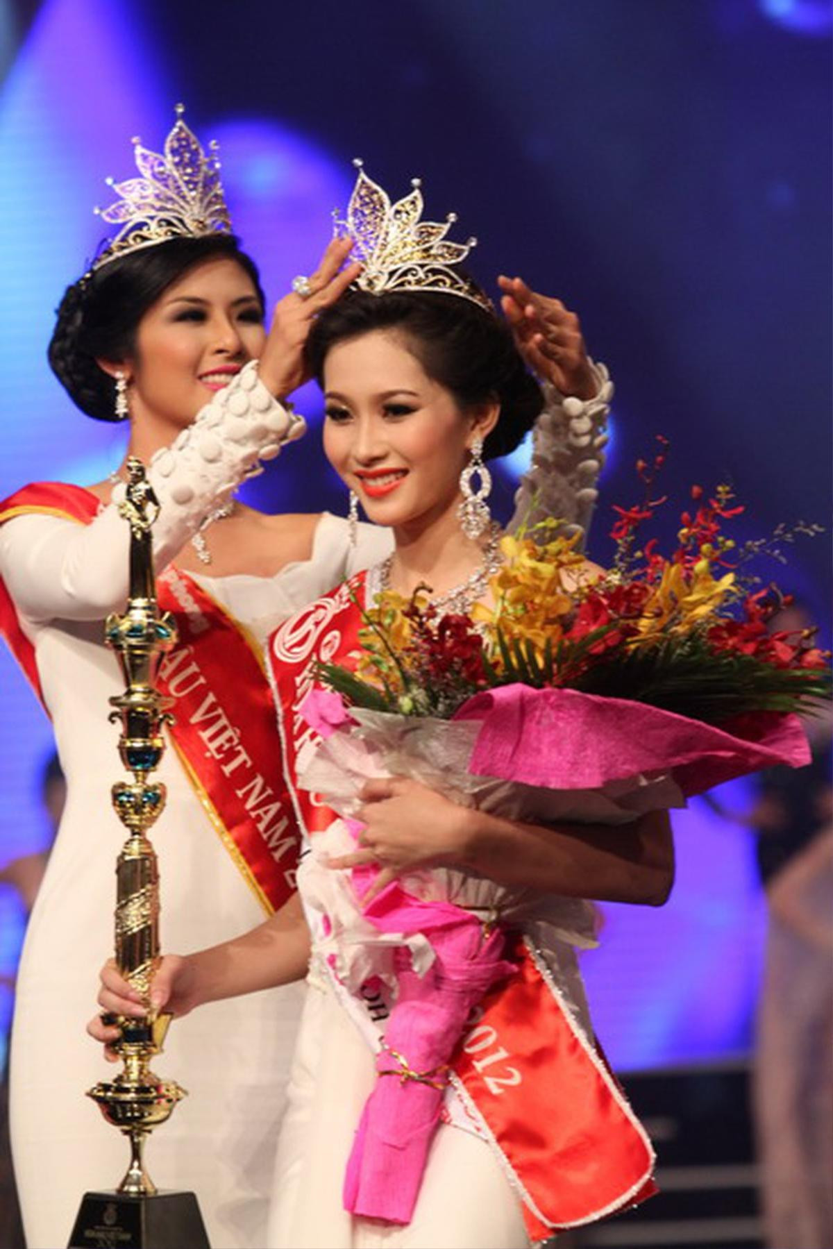 4 Hoa hậu Việt Nam thừa nhan sắc nhưng không thi Miss World: Fan tiếc nuối Ngọc Hân - Đặng Thu Thảo Ảnh 9