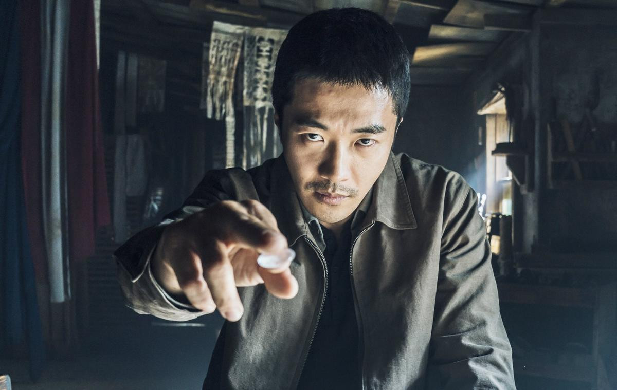 'Ván cờ sinh tử': Kwon Sang Woo tái xuất đầy kịch tính và bí hiểm bằng nước cờ tước đoạt quyền sống Ảnh 8