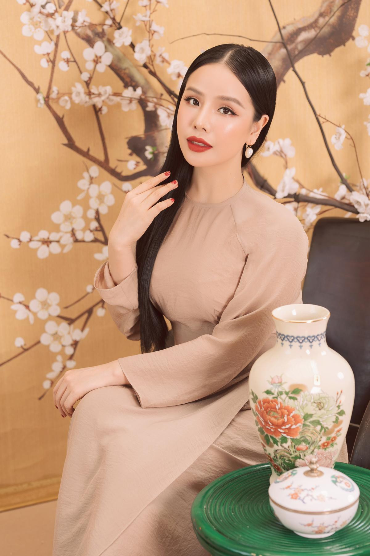 Á quân Thần Tượng Bolero 2018 - Thúy Anh: 'Cảm thấy bản thân chưa thực sự đột phá' Ảnh 10